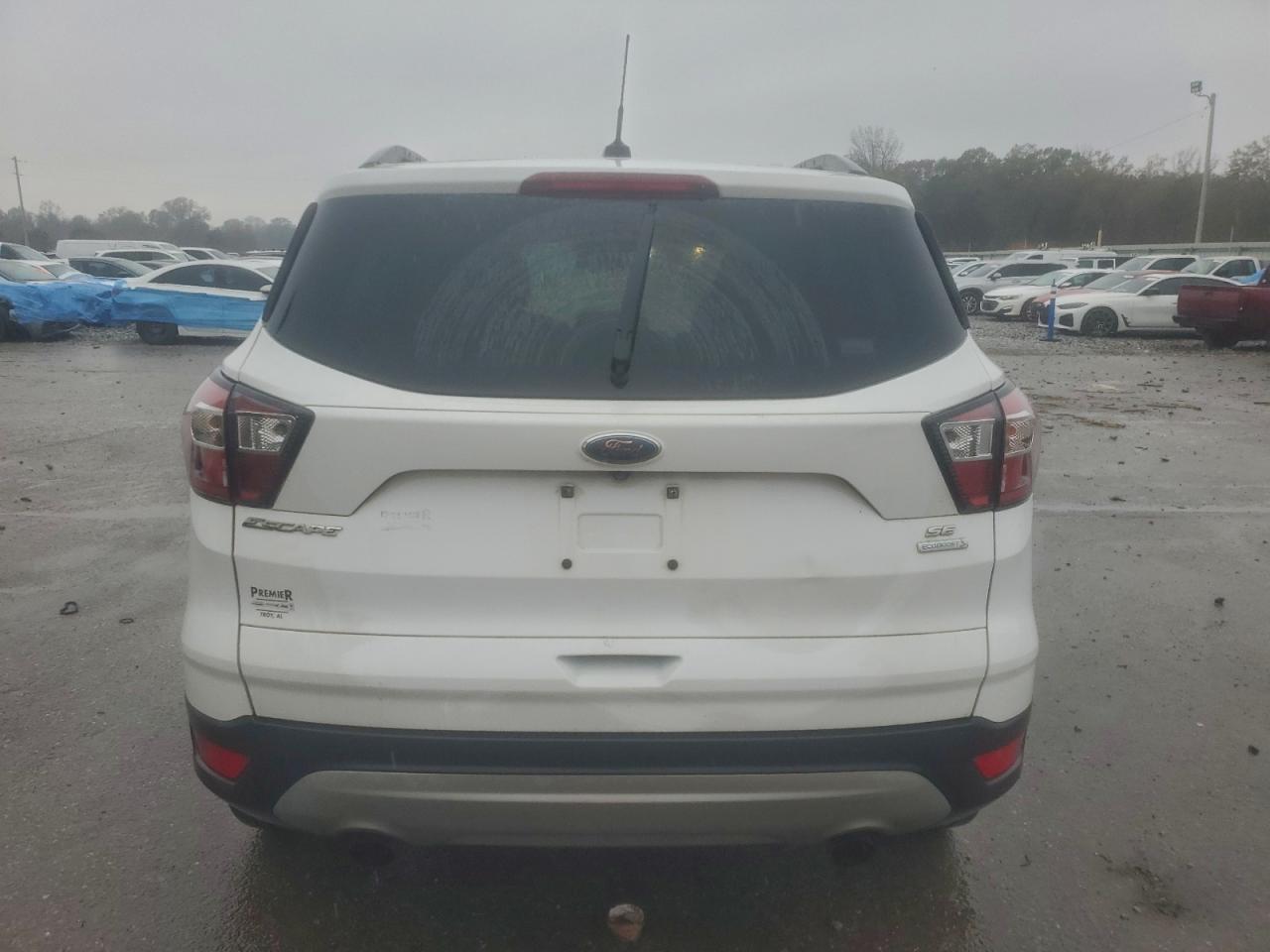 FORD ESCAPE SE