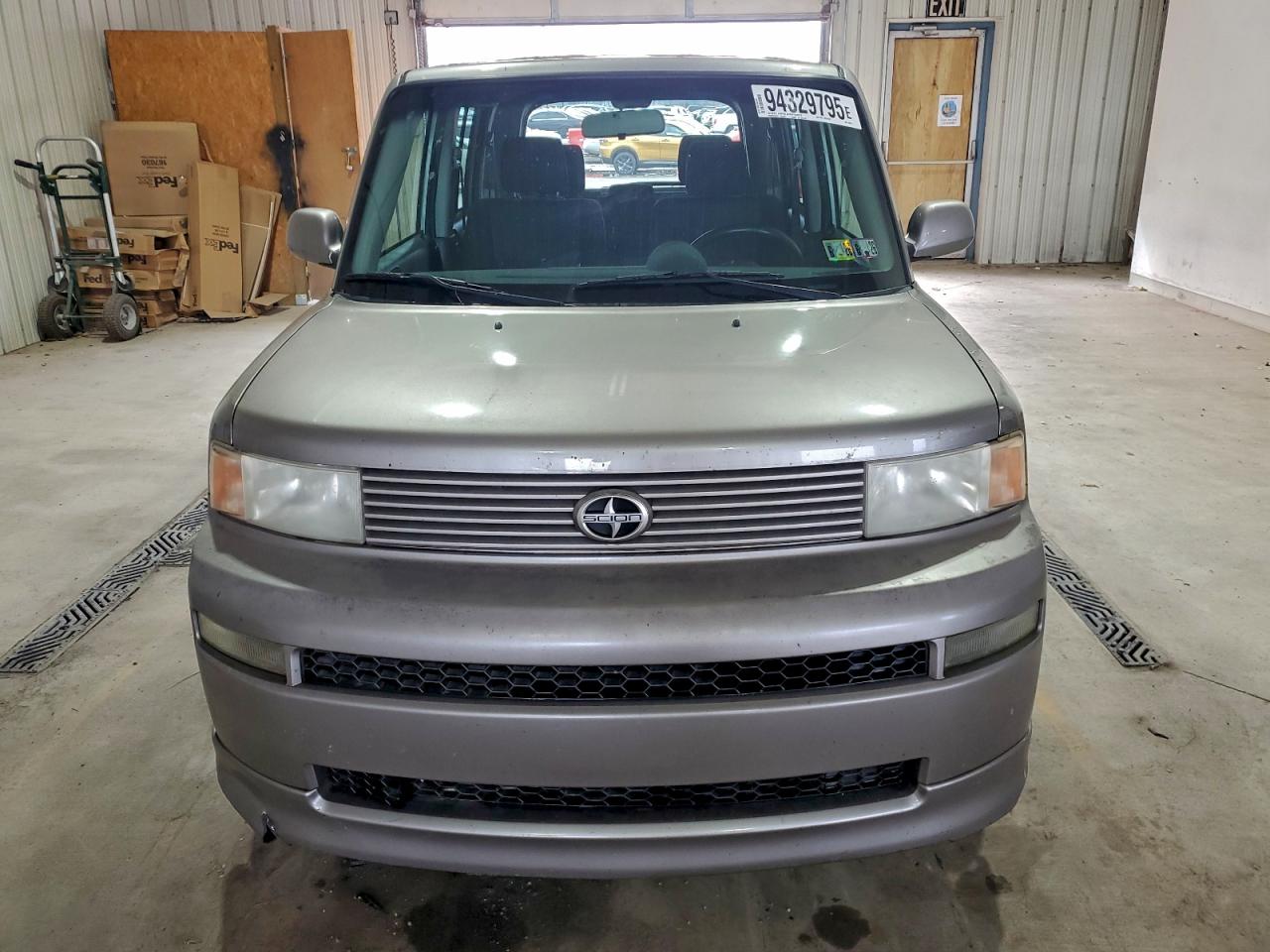 Lot #3301962480 2006 TOYOTA SCION XB