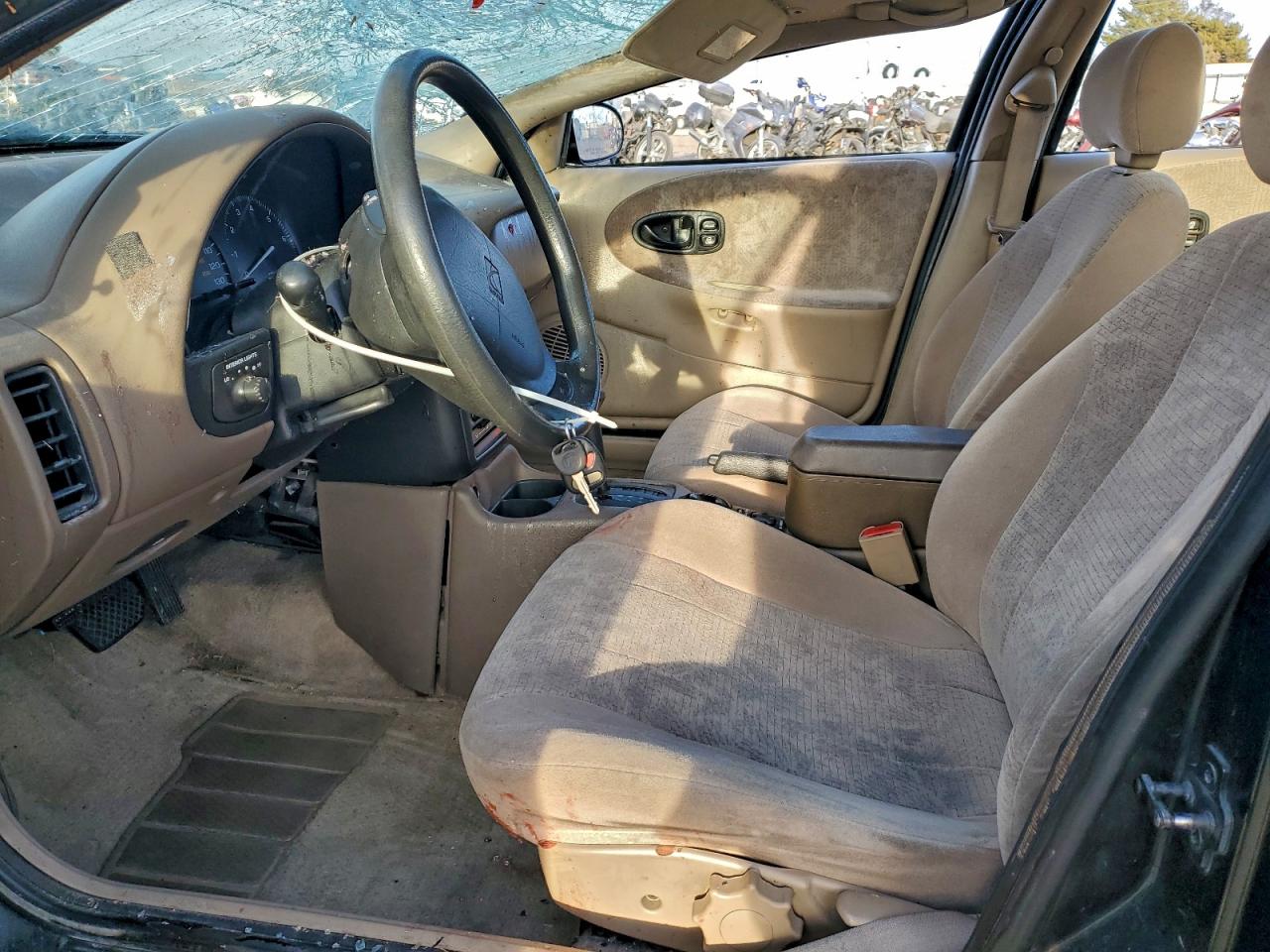 Lot #3310522050 1999 SATURN SL2