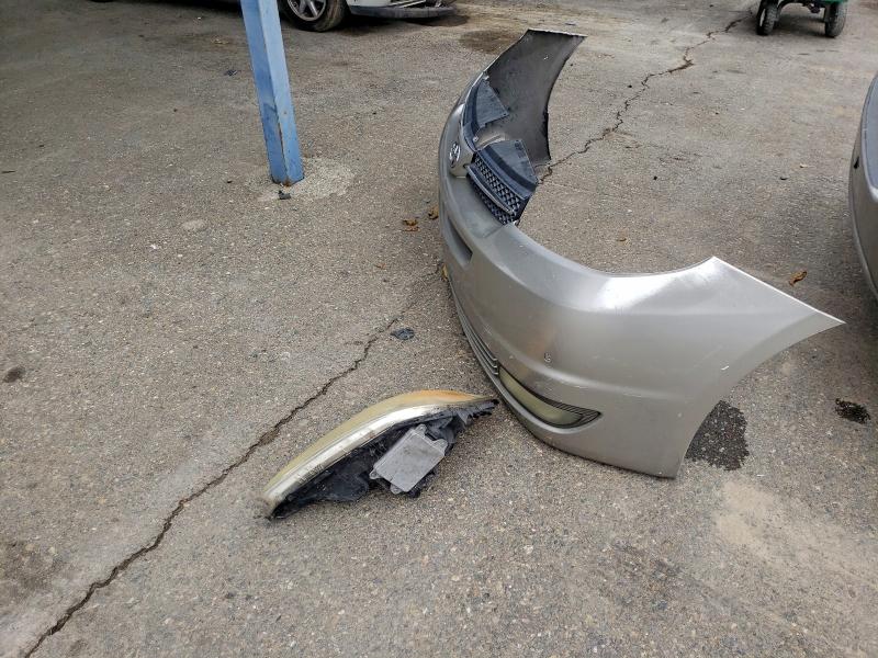 2004 TOYOTA SIENNA XLE #3304499565