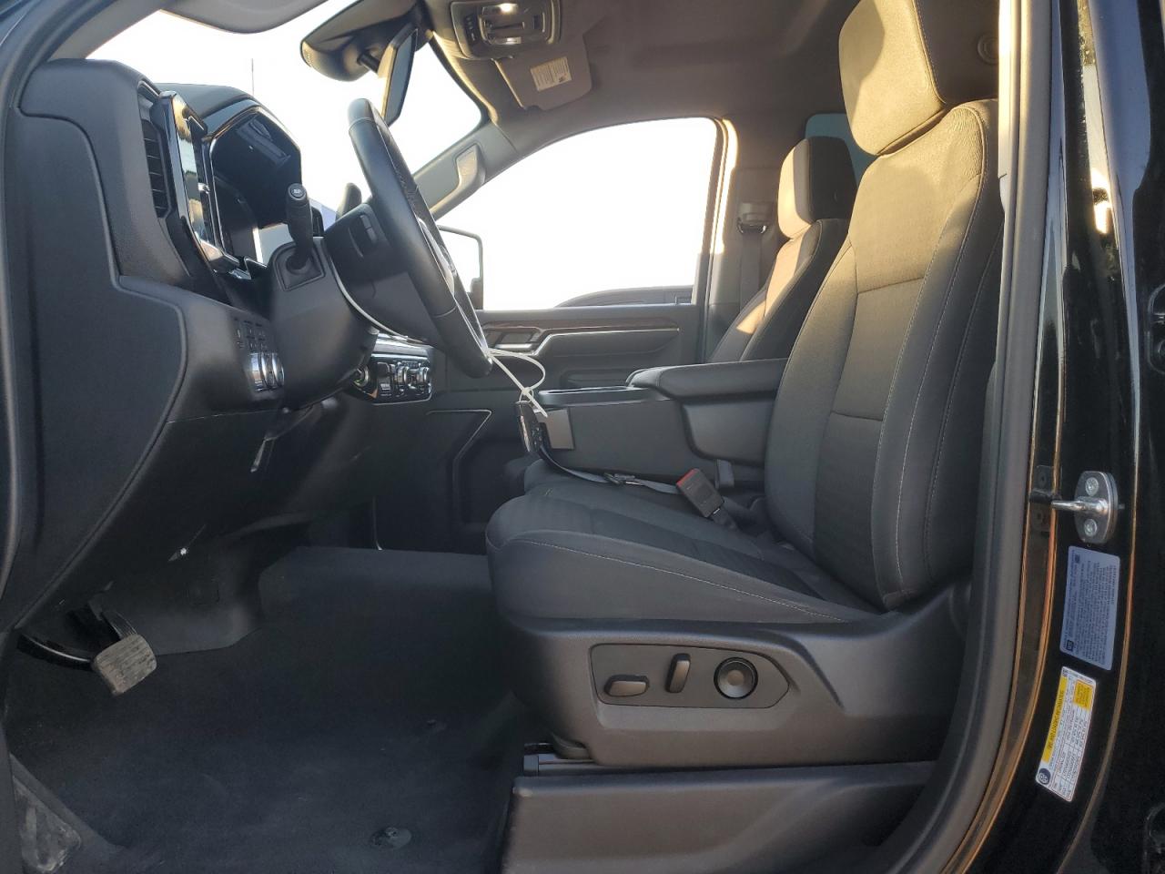 GMC SIERRA K2500 SLE