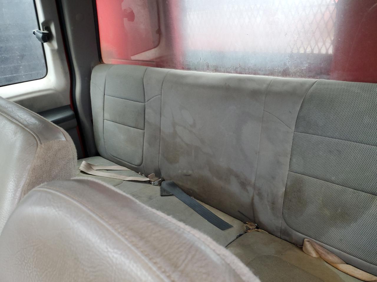 Lot #3287602023 2000 FORD F650 SUPER