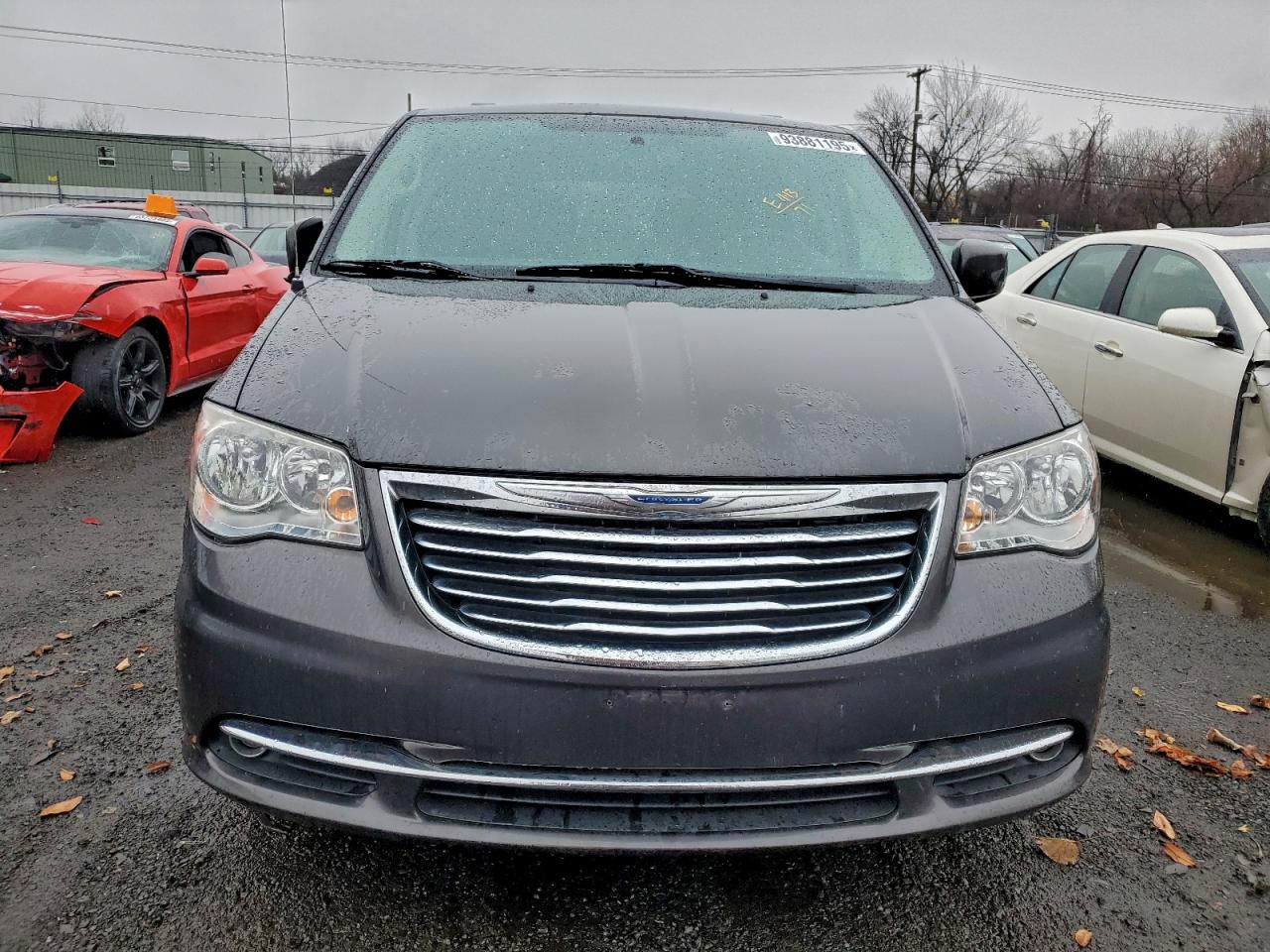 CHRYSLER TOWN & COUNTRY TOURING