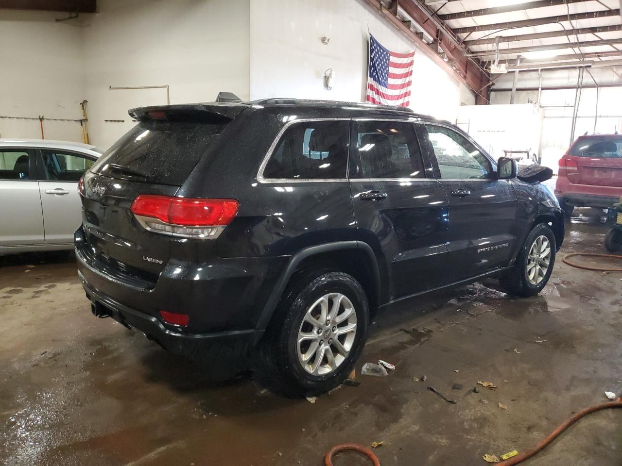 JEEP GRAND CHEROKEE LAREDO