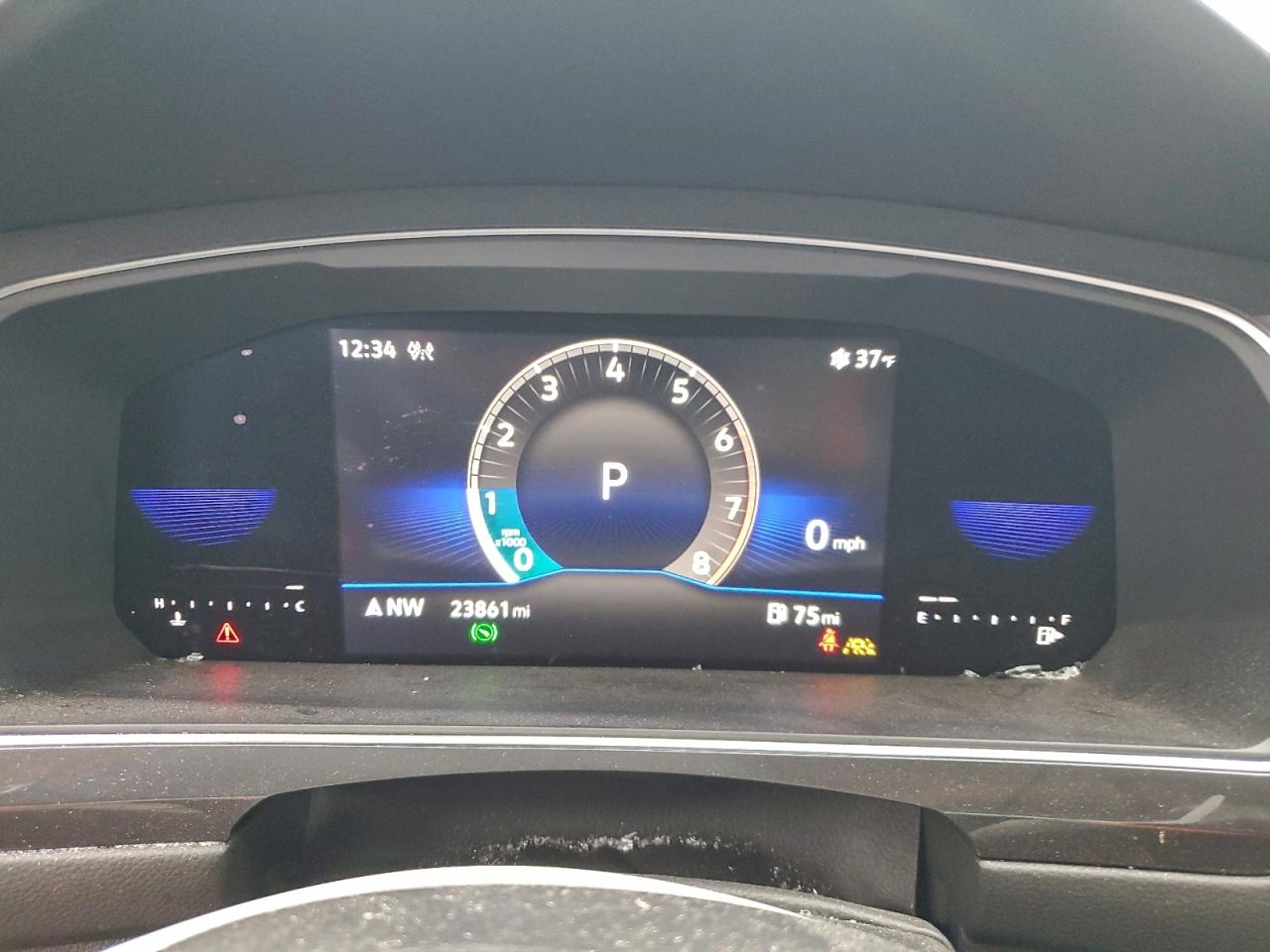 VOLKSWAGEN TIGUAN SE