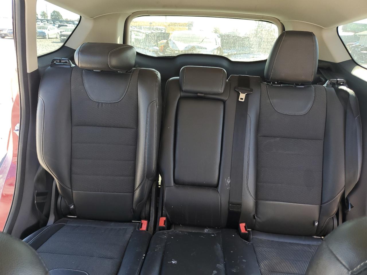 FORD ESCAPE TITANIUM