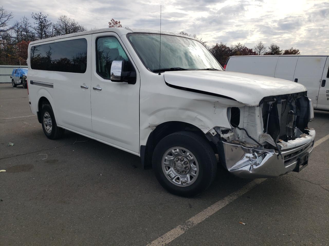 NISSAN NV3500 3500 S