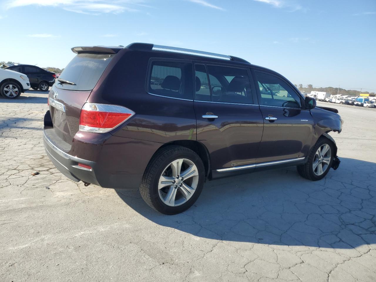 TOYOTA HIGHLANDER LIMITED