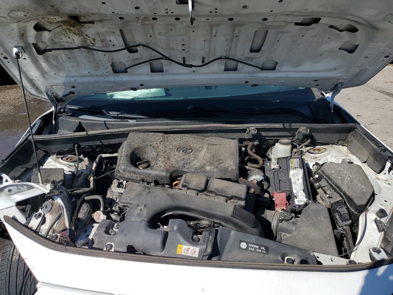 TOYOTA RAV4 XLE PREMIUM