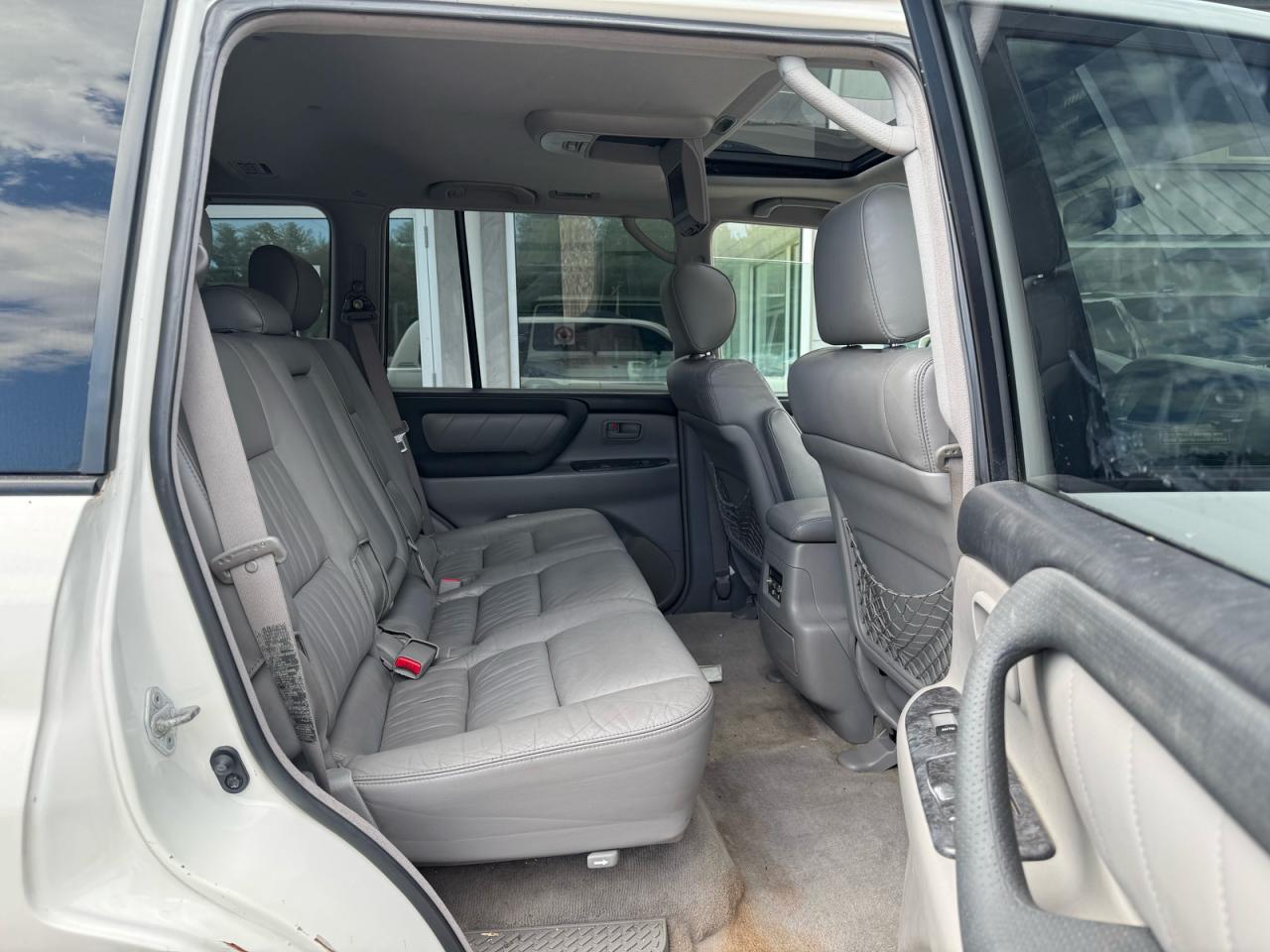 Lot #3285723658 2005 TOYOTA LAND CRUIS