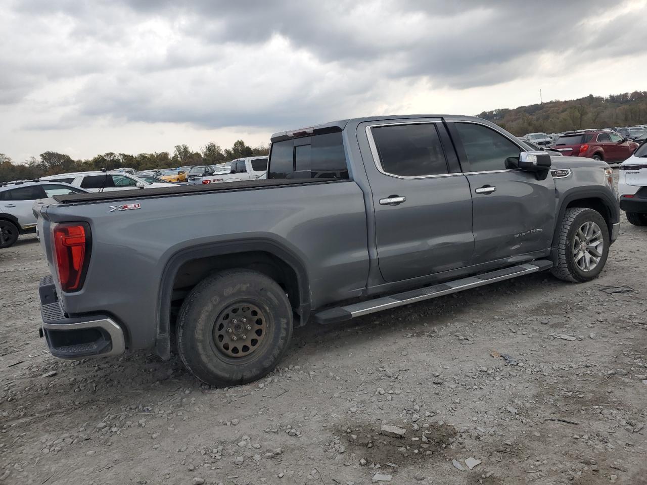 GMC SIERRA K1500 SLT