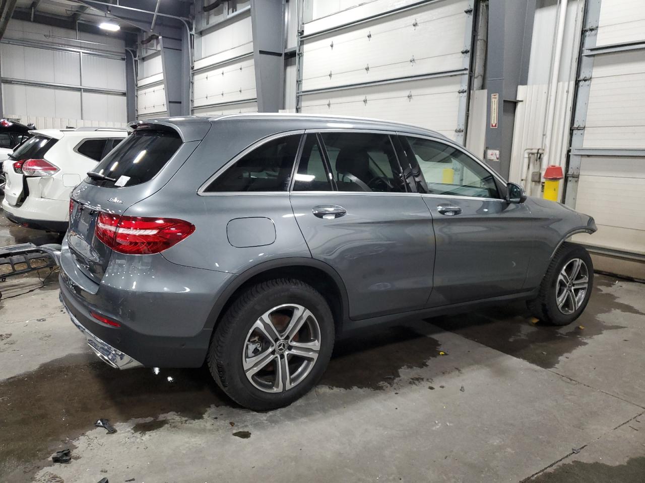 MERCEDES-BENZ GLC-CLASS 300 4MATIC