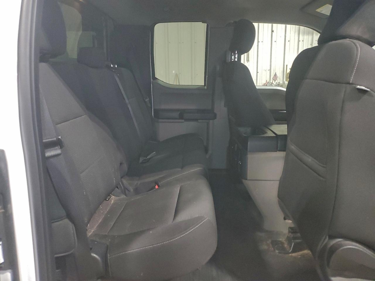 FORD F-150 SUPER CAB