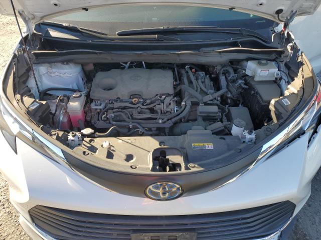 2021 TOYOTA SIENNA XLE #3296340506