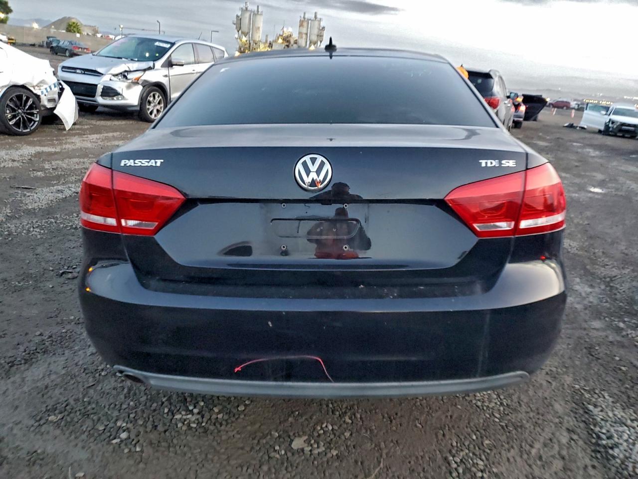VOLKSWAGEN PASSAT SE