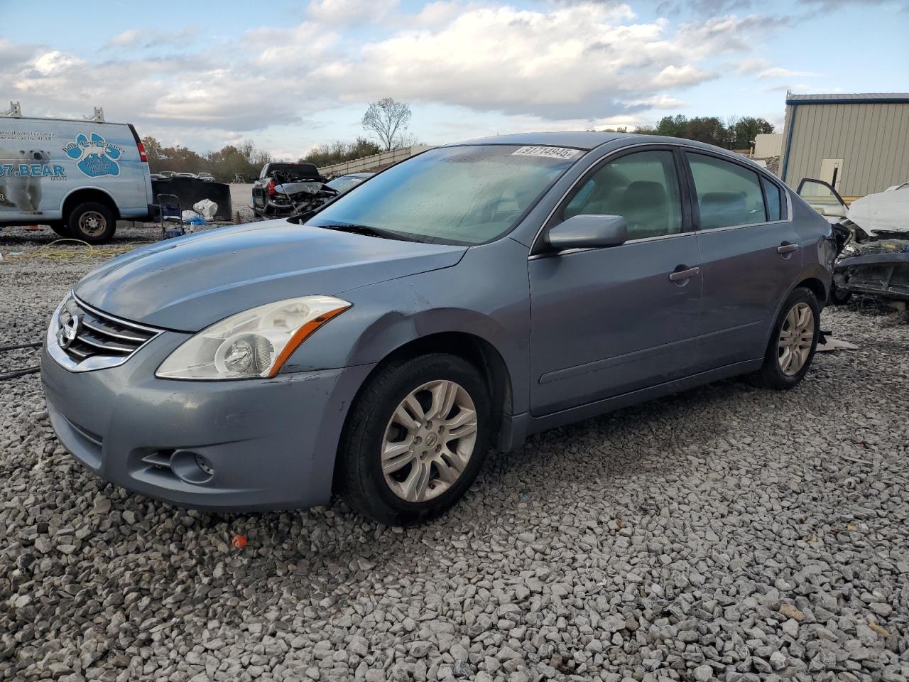 NISSAN ALTIMA BASE