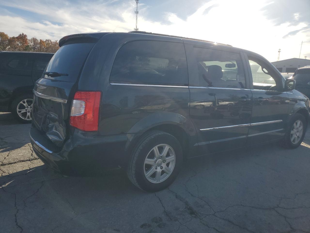 CHRYSLER TOWN & COUNTRY TOURING
