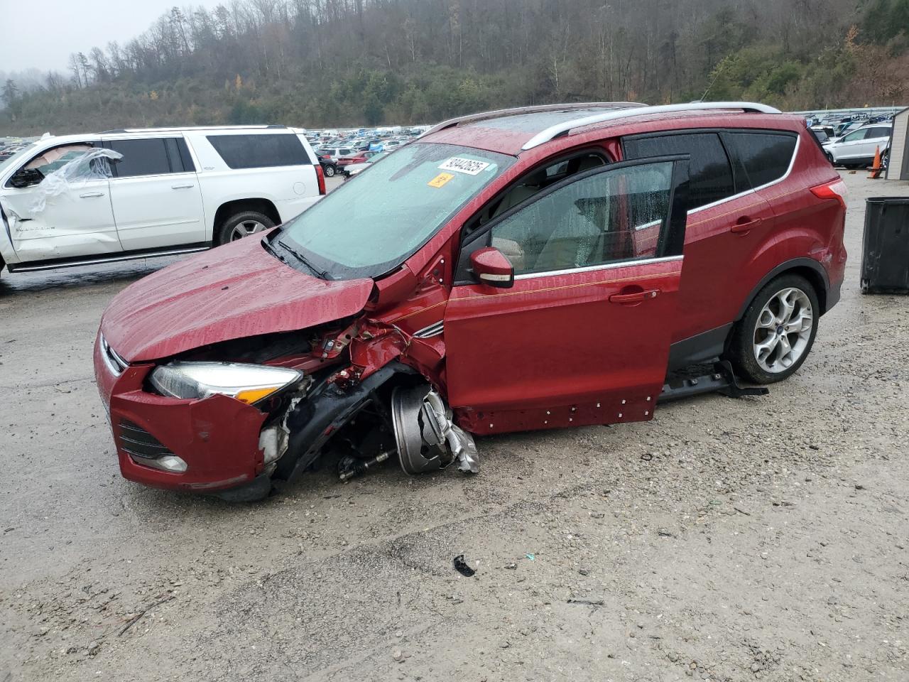 FORD ESCAPE TITANIUM