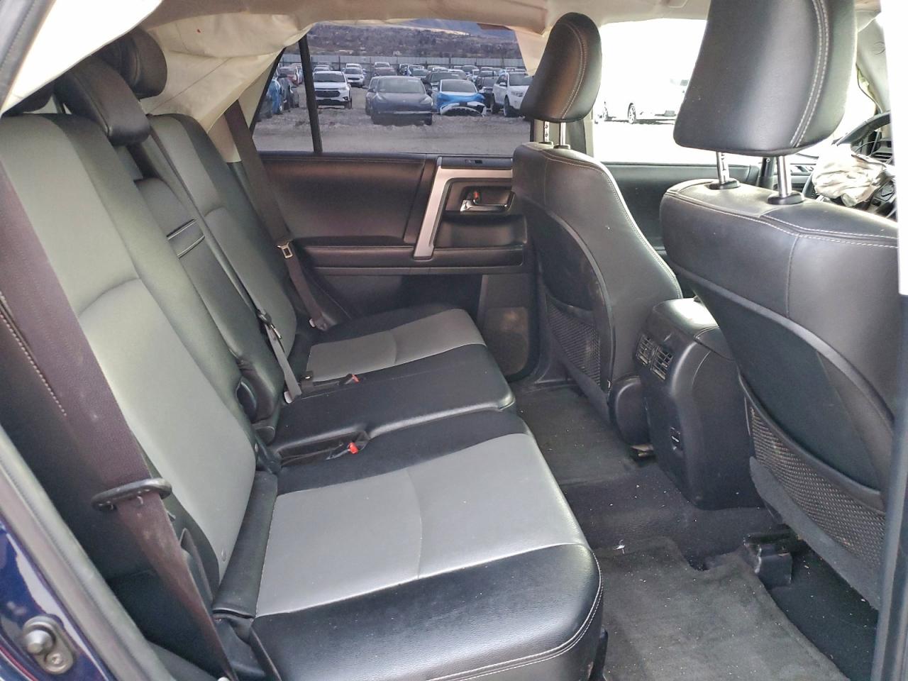 TOYOTA 4RUNNER SR5/SR5 PREMIUM