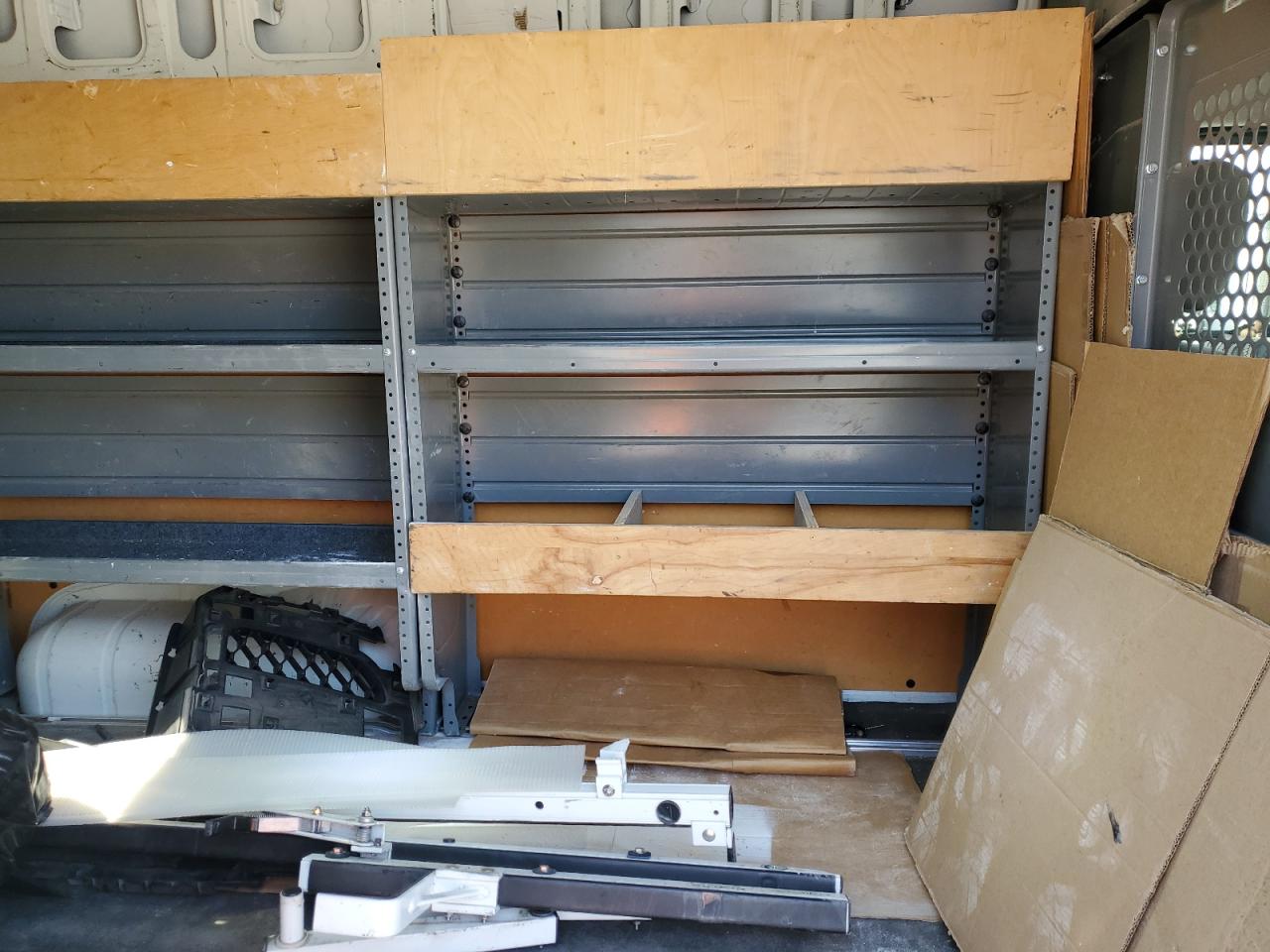 NISSAN NV2500 2500 S