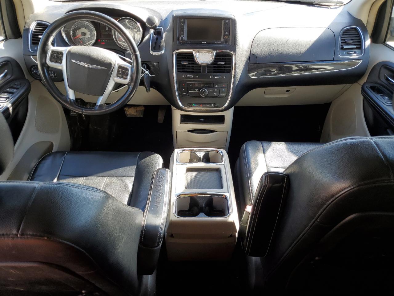 CHRYSLER TOWN & COUNTRY TOURING