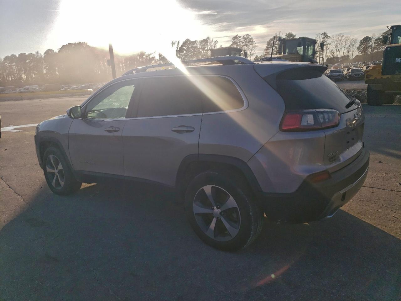 Lot #3304540439 2019 JEEP CHEROKEE L
