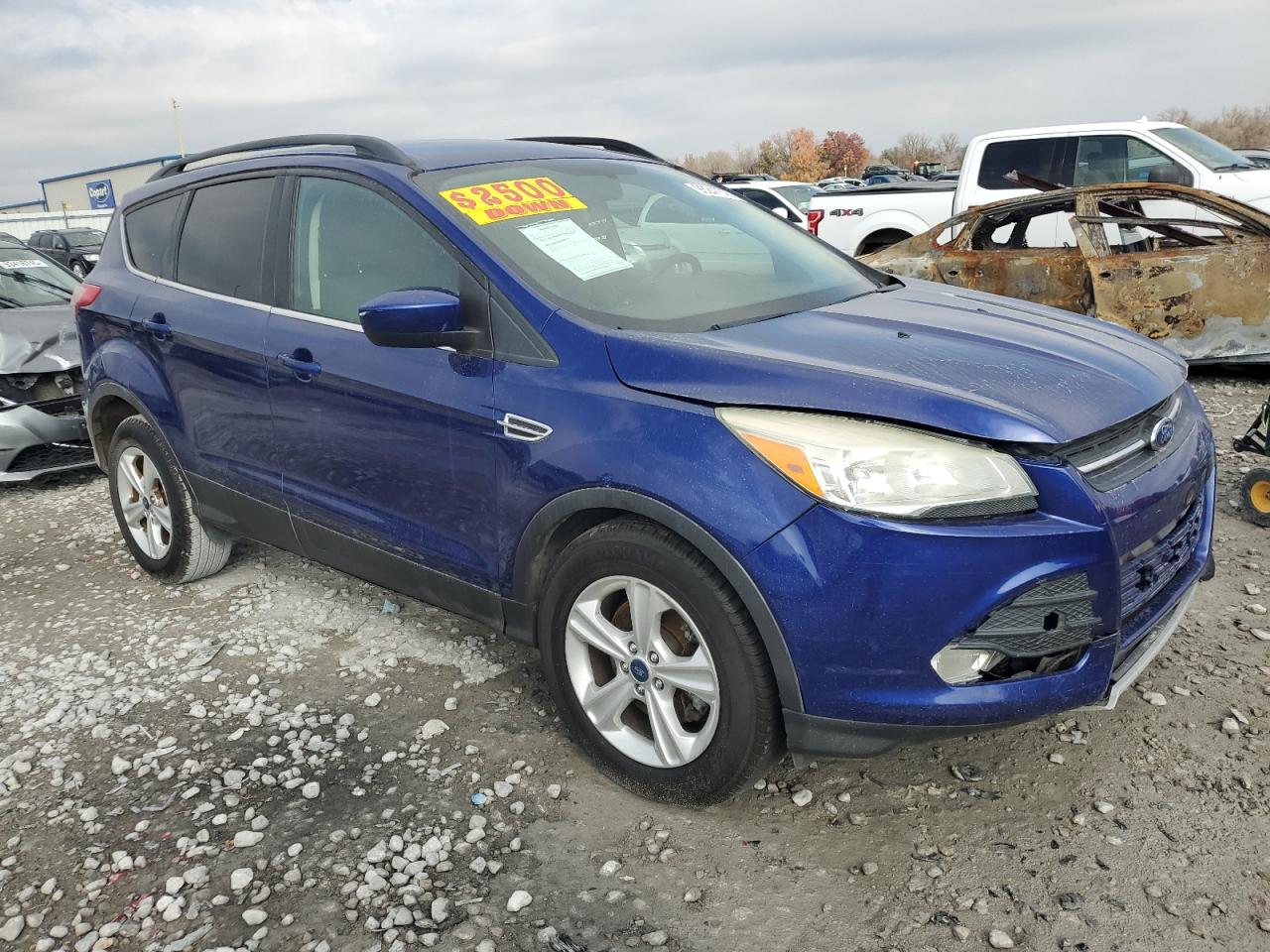 FORD ESCAPE SE