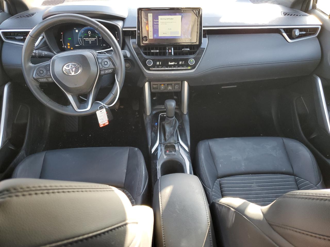 TOYOTA COROLLA CROSS SE