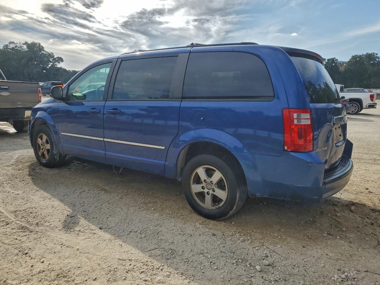 DODGE GRAND CARAVAN SXT