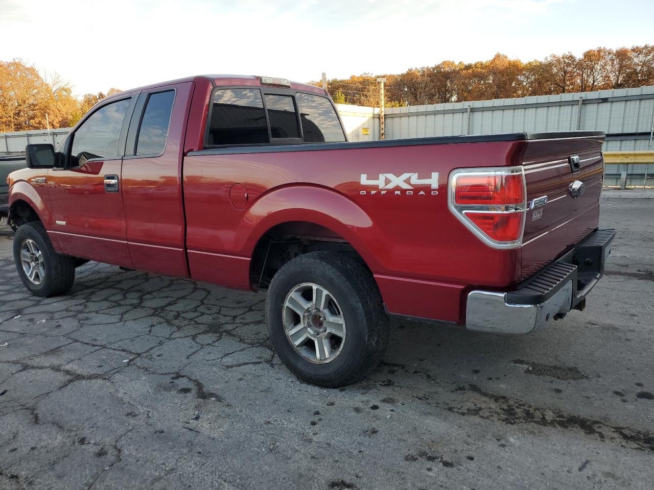 FORD F-150 SUPER CAB