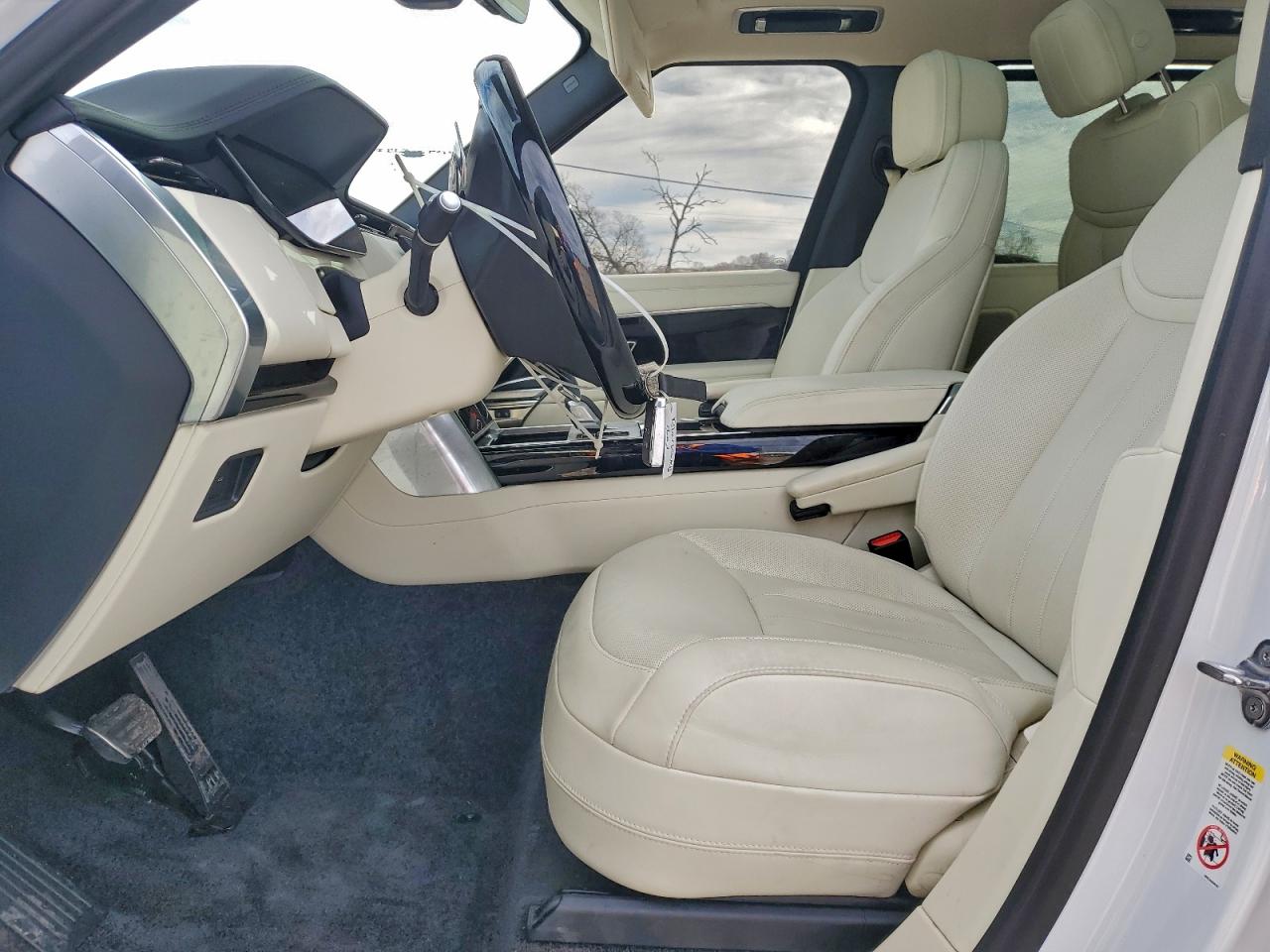 LAND ROVER RANGE ROVER SE