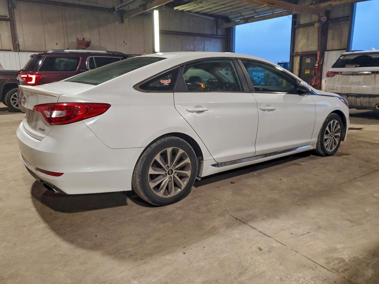 HYUNDAI SONATA SPORT