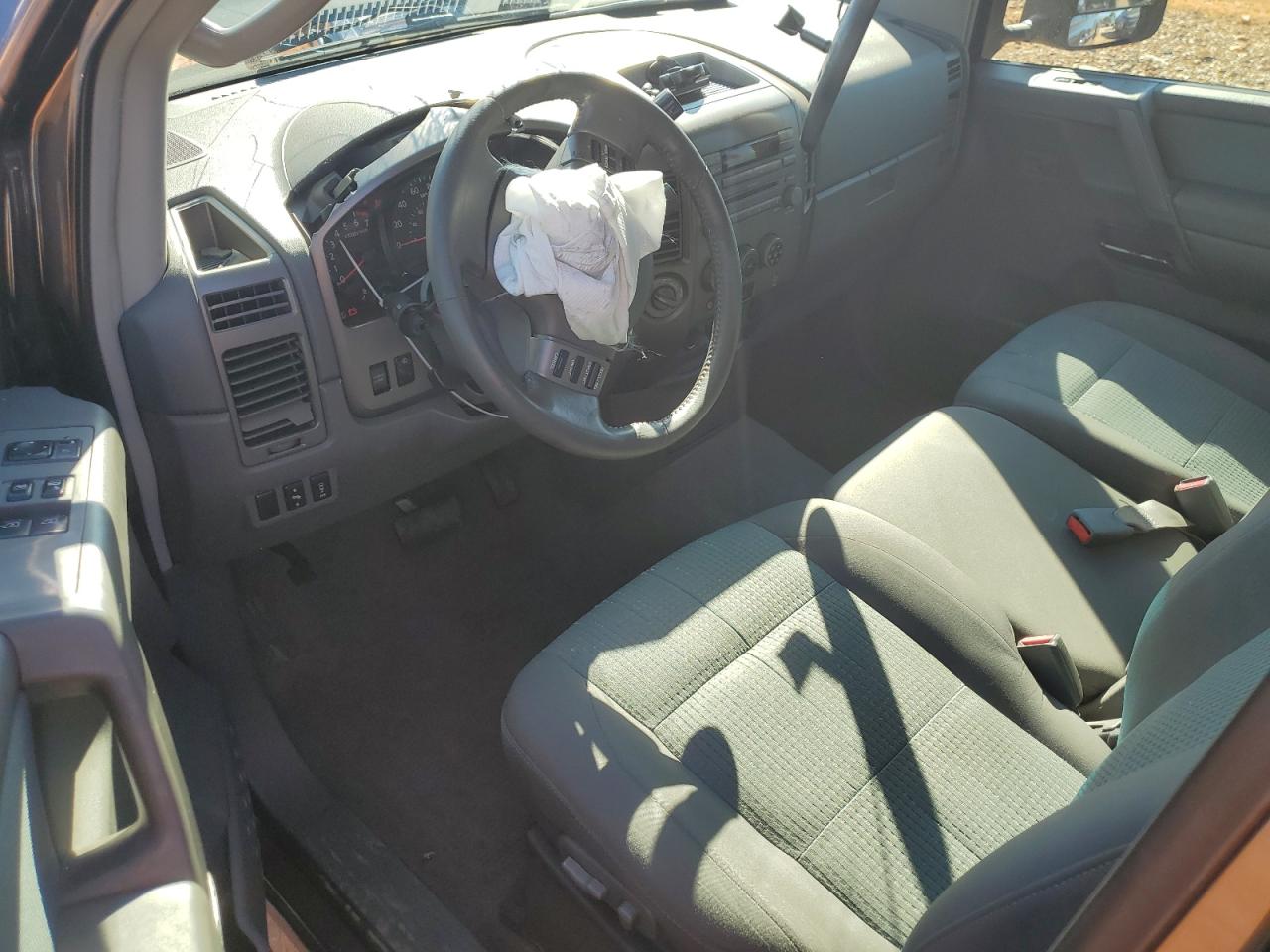 Lot #3308229172 2005 NISSAN TITAN XE