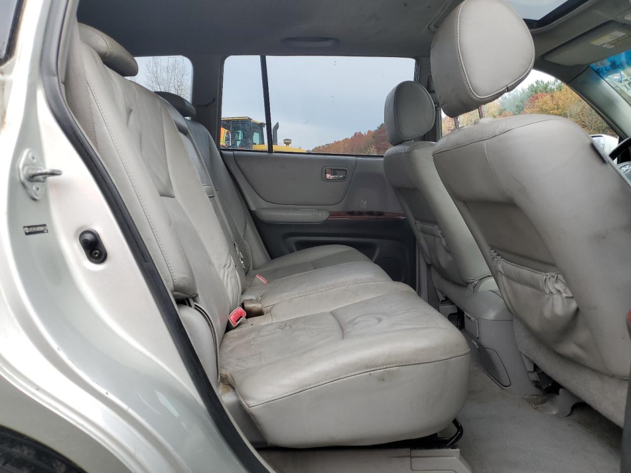 Lot #3316736399 2005 TOYOTA HIGHLANDER