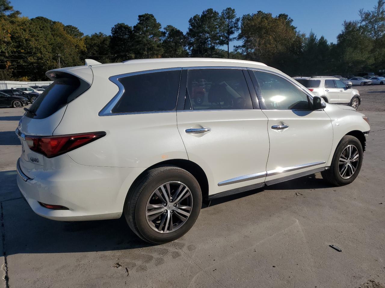 INFINITI QX60