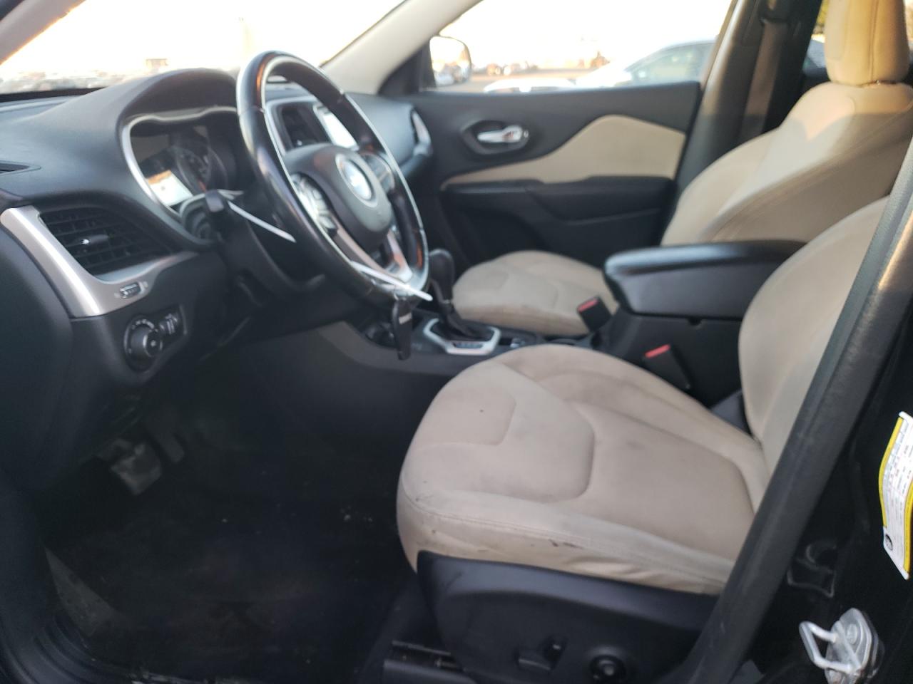 JEEP GRAND CHEROKEE LATITUDE