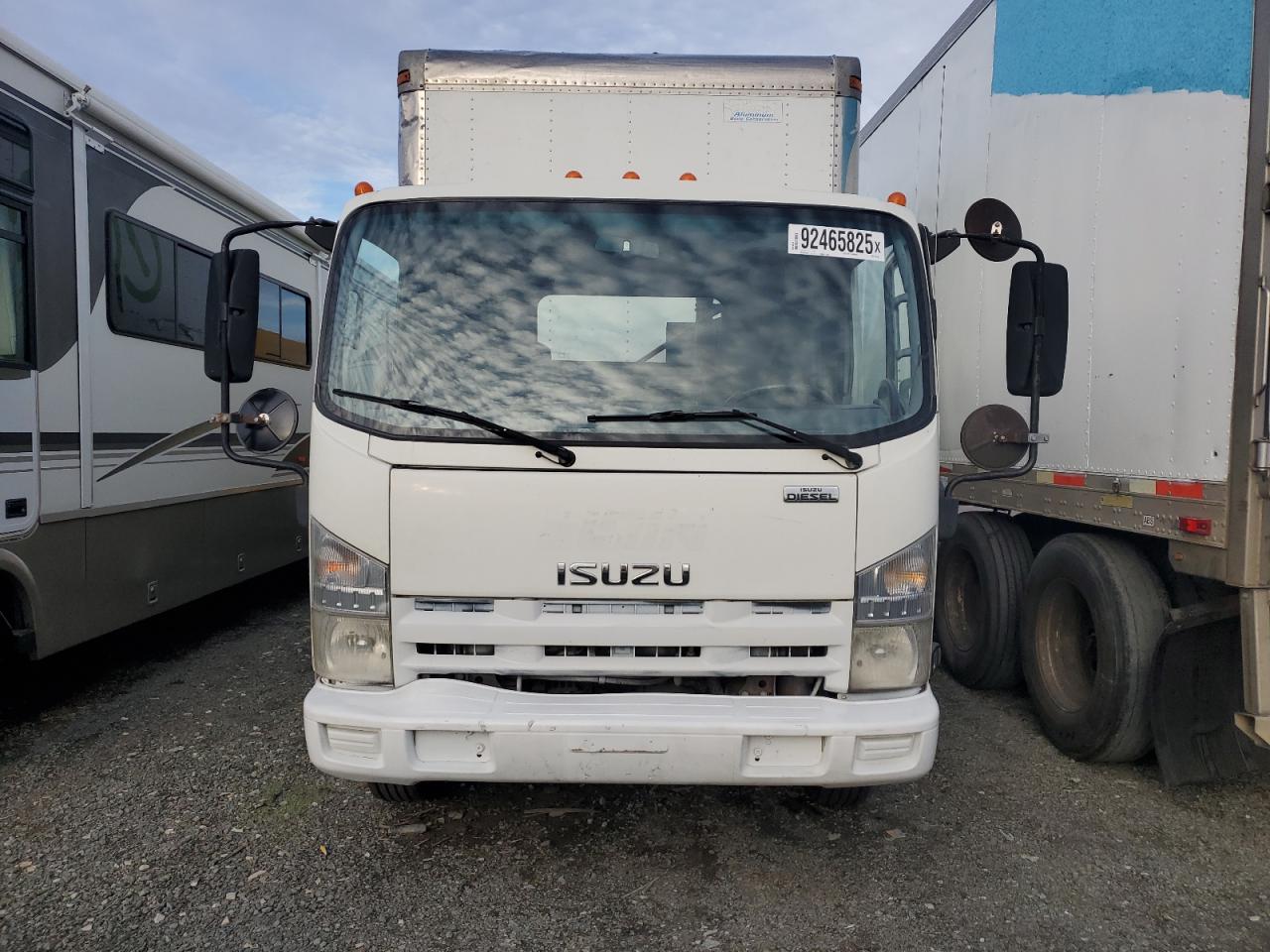 Lot #3301771339 2015 ISUZU NRR