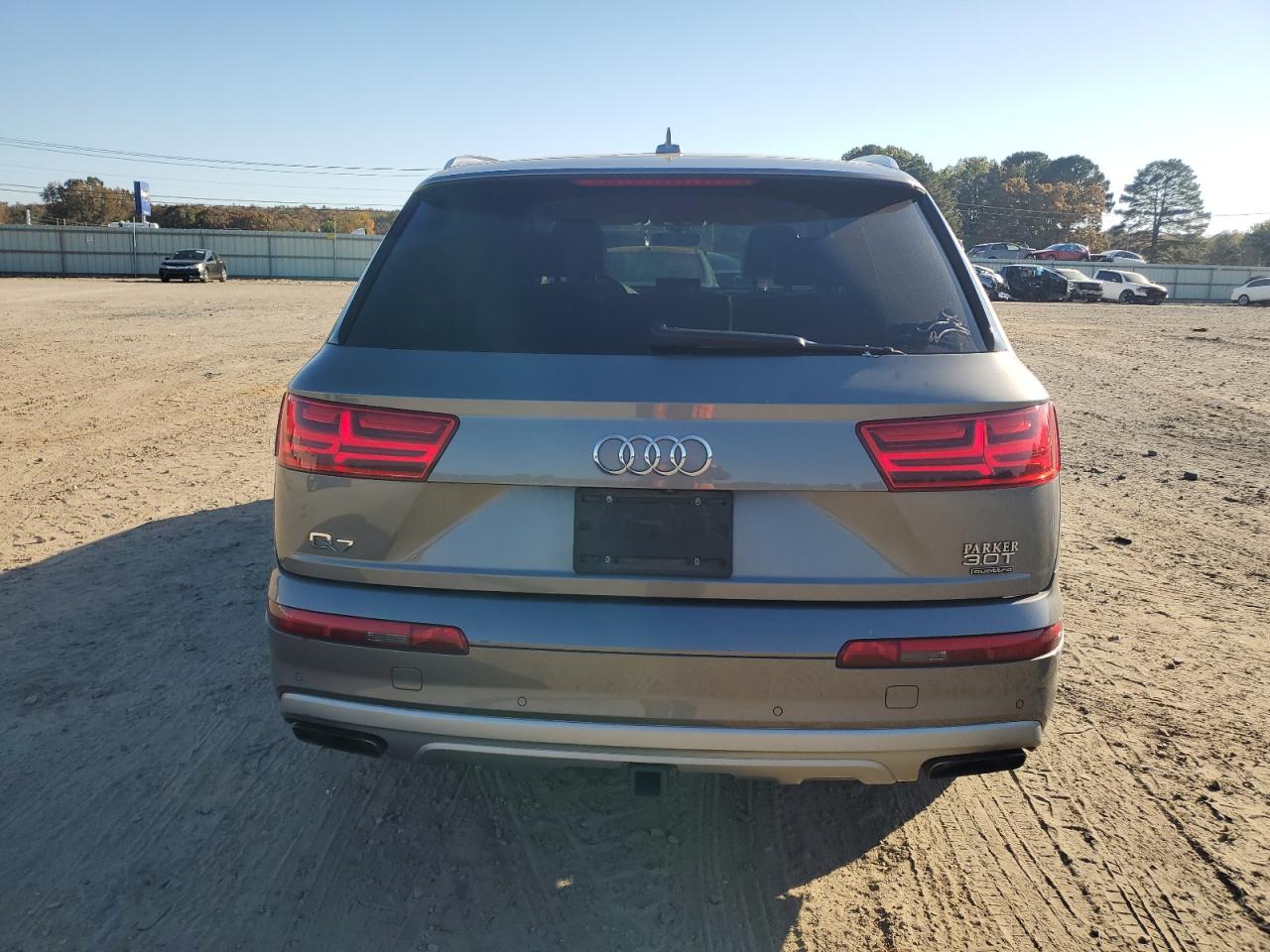AUDI Q7 PREMIUM PLUS