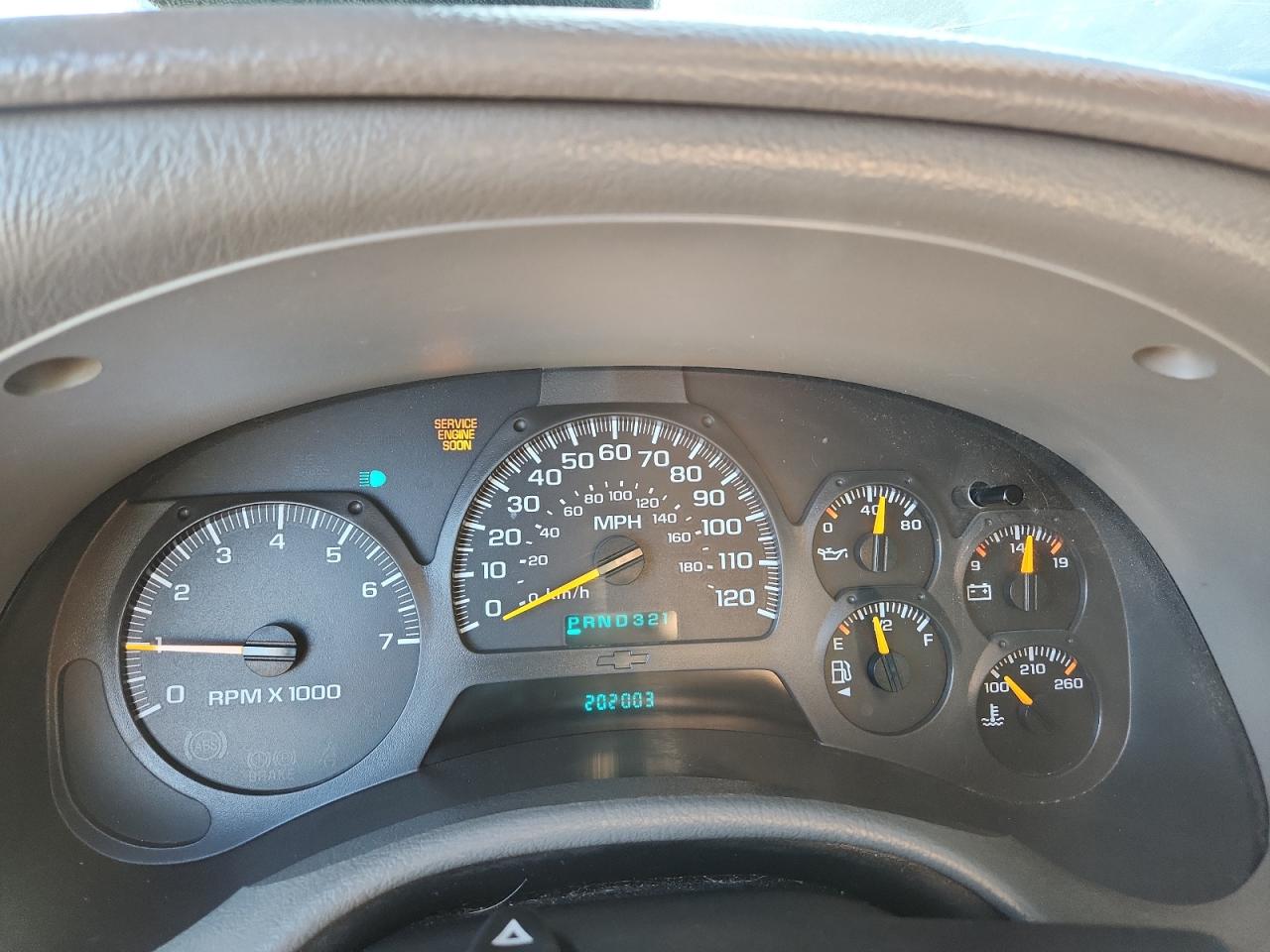 Lot #3297495210 2004 CHEVROLET TRAILBLAZE