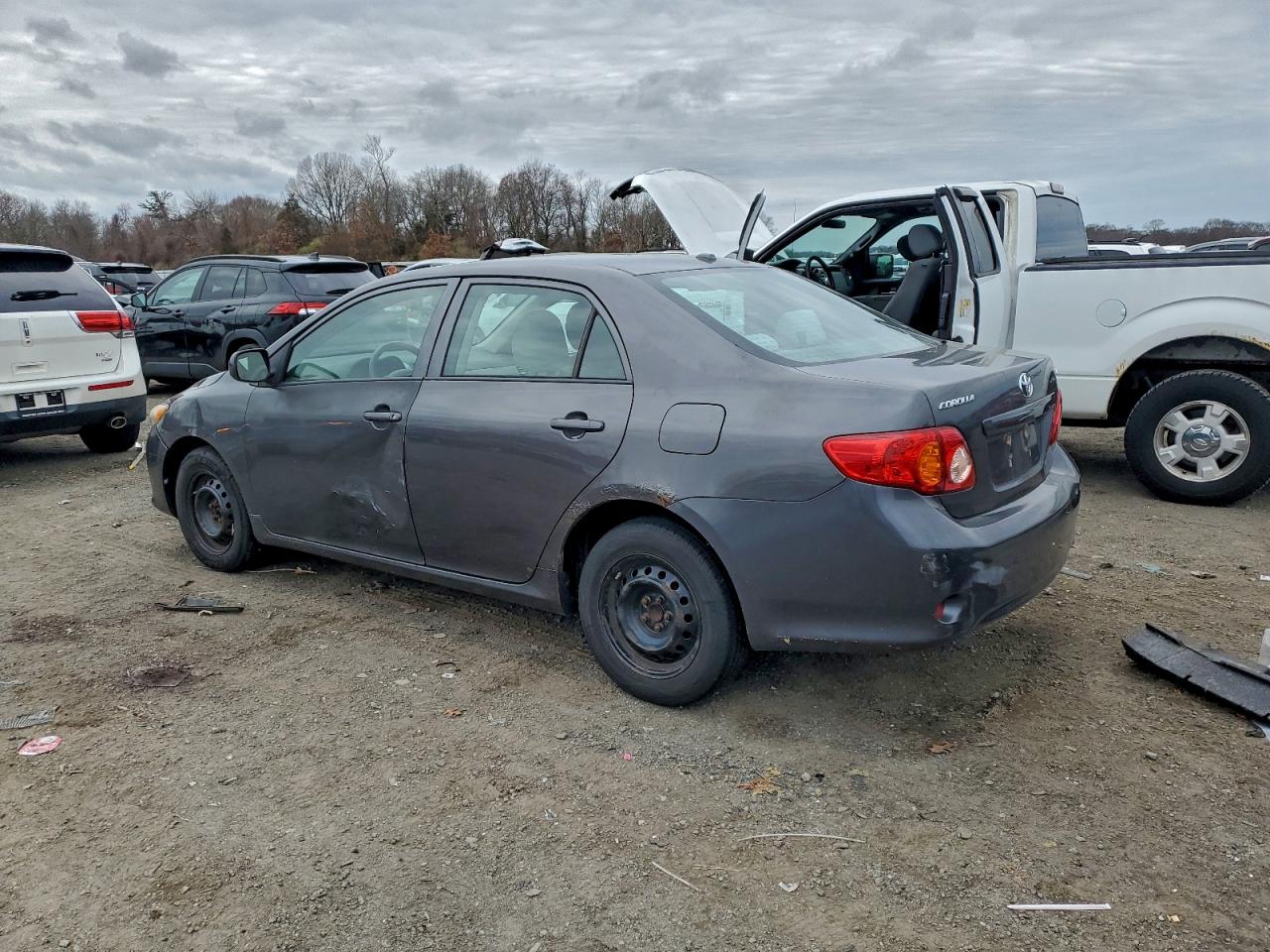TOYOTA COROLLA BASE