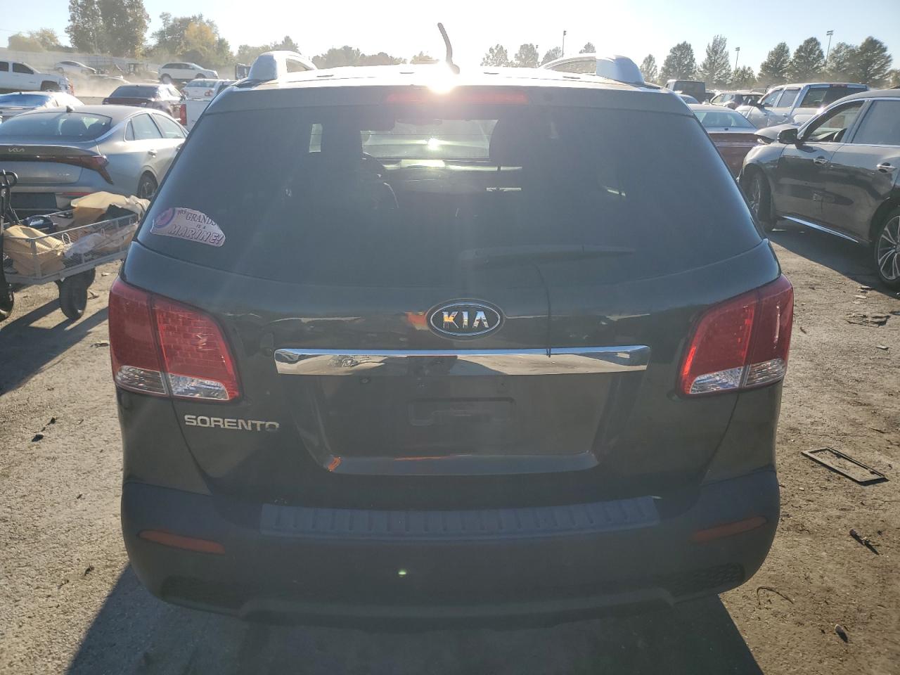 KIA SORENTO LX