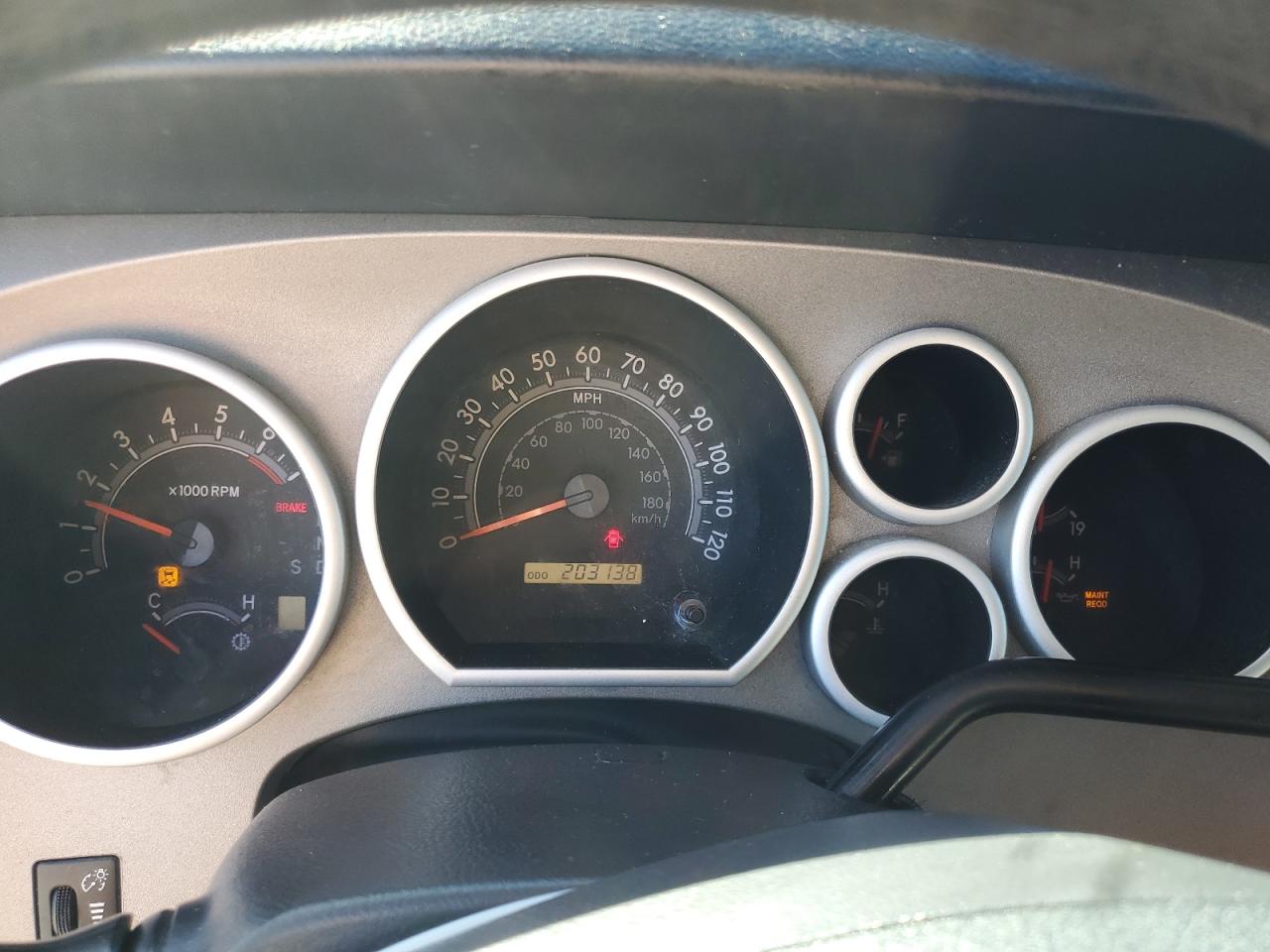 TOYOTA TUNDRA CREWMAX SR5