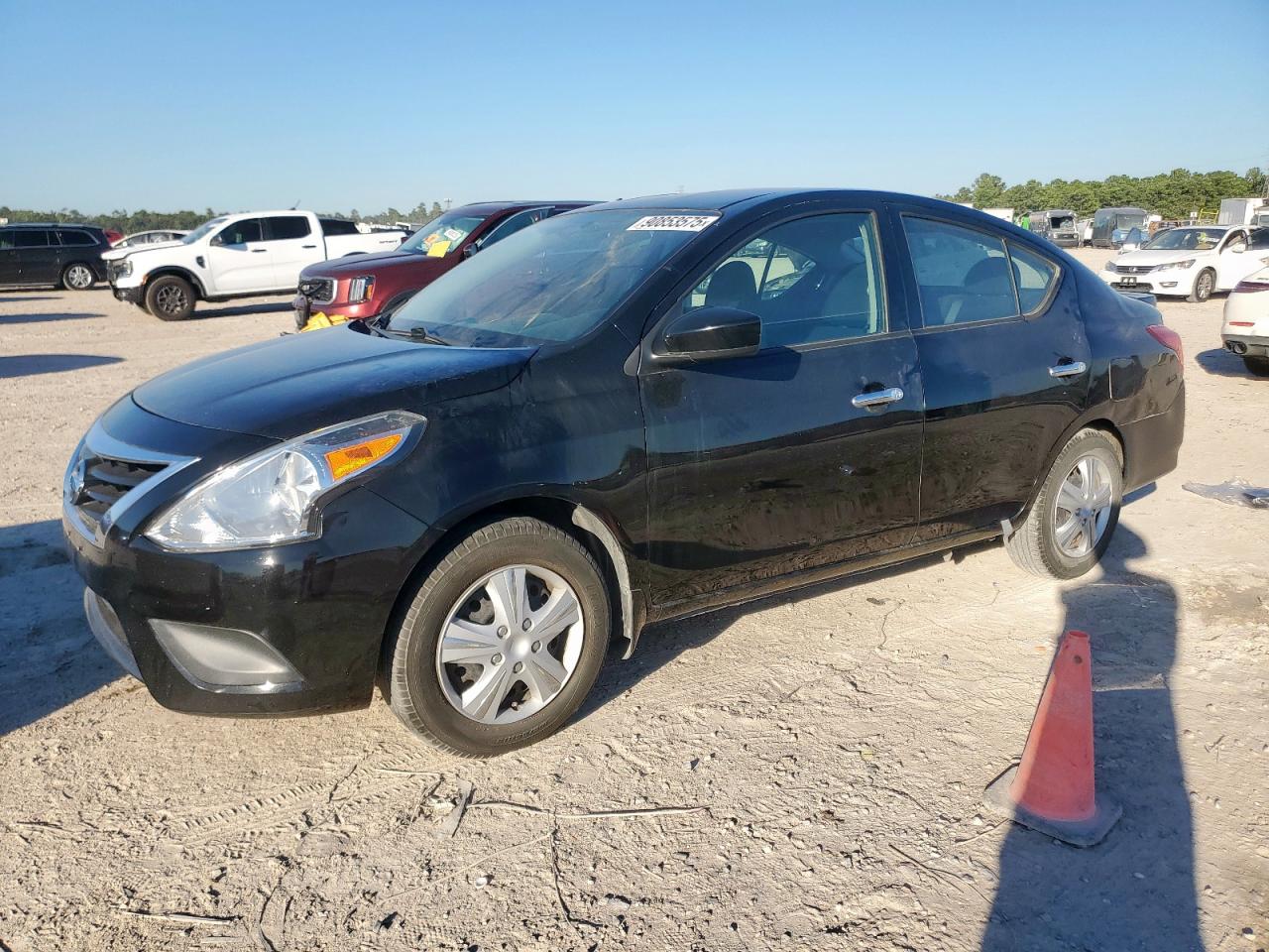 NISSAN VERSA S