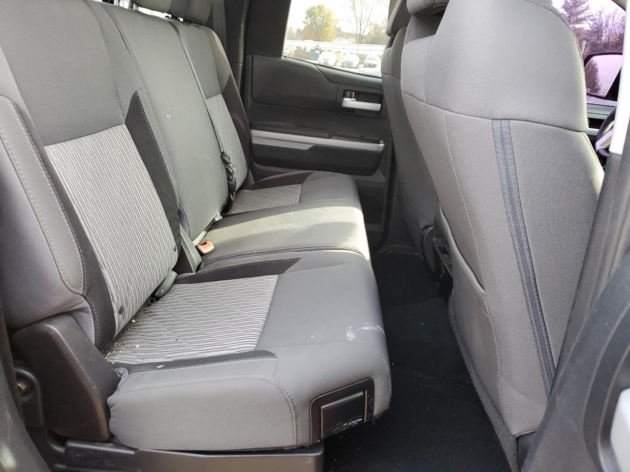 TOYOTA TUNDRA DOUBLE CAB SR