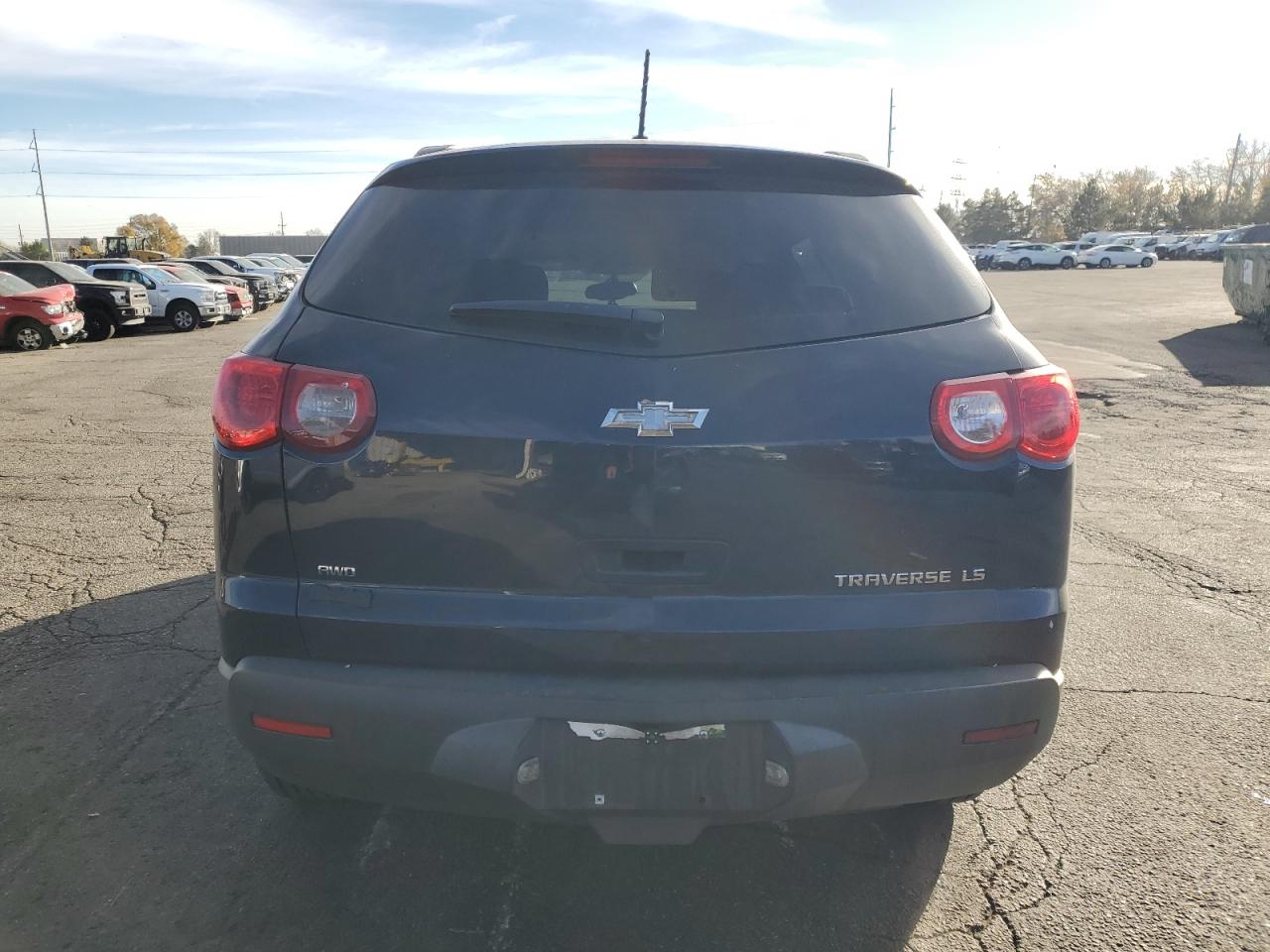 CHEVROLET TRAVERSE LS