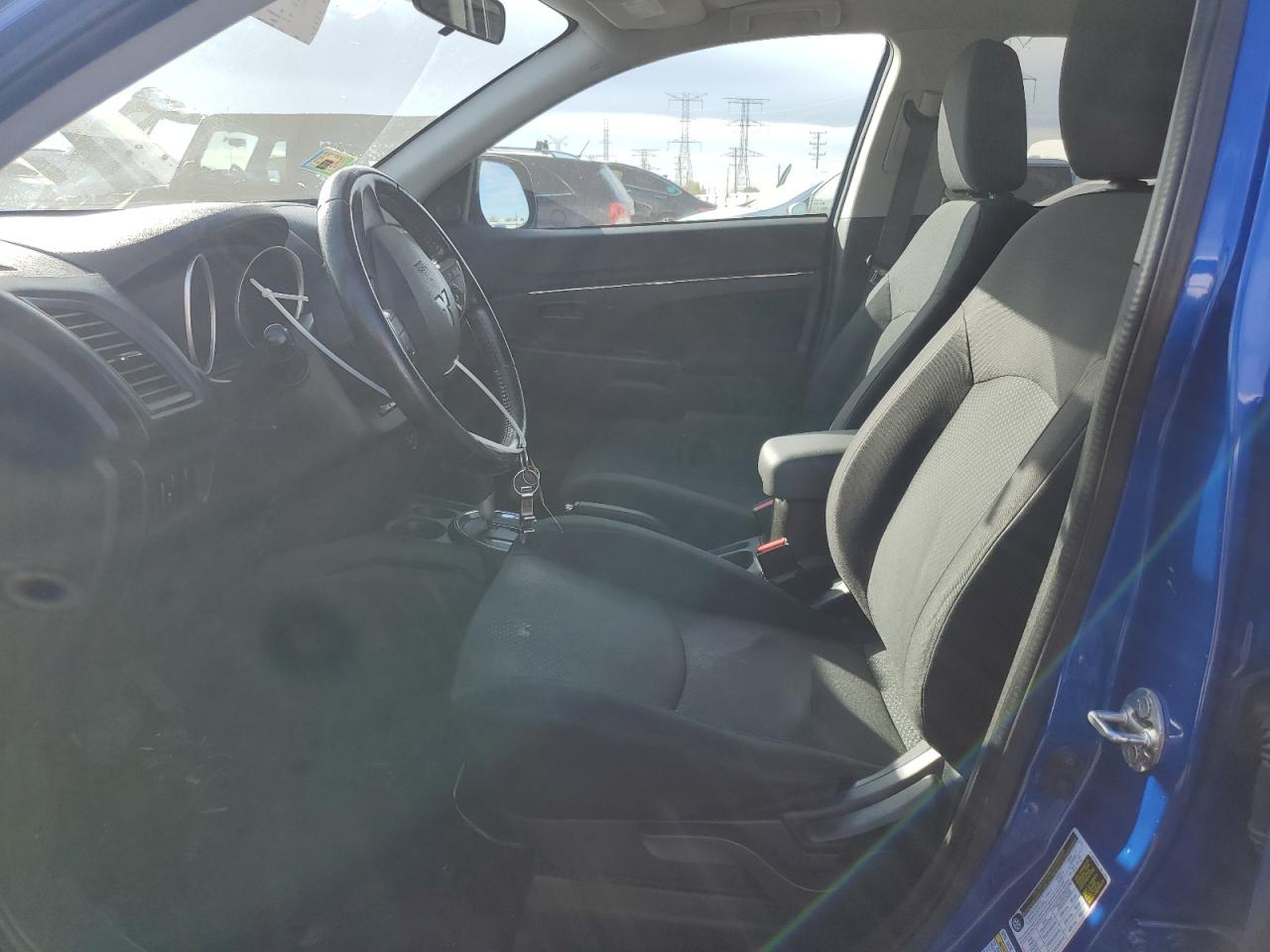 MITSUBISHI OUTLANDER ES