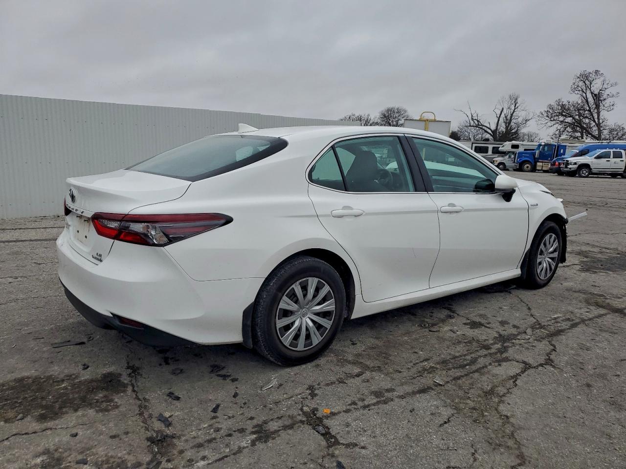 TOYOTA CAMRY LE