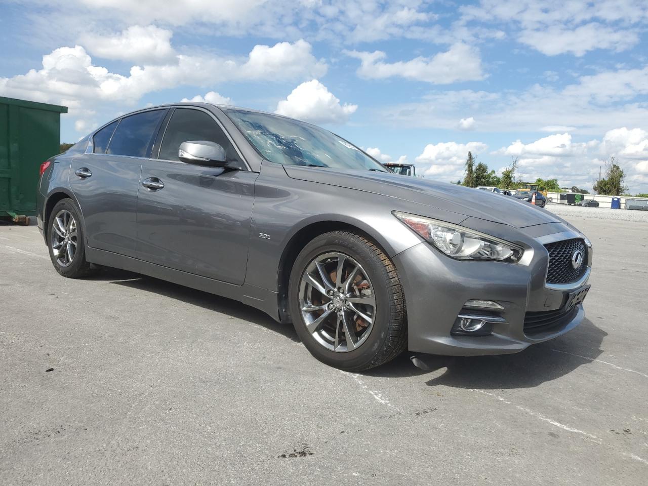INFINITI Q50 PREMIUM
