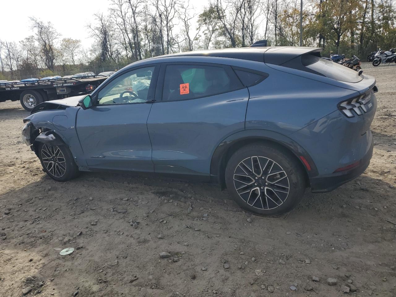 FORD MUSTANG PREMIUM