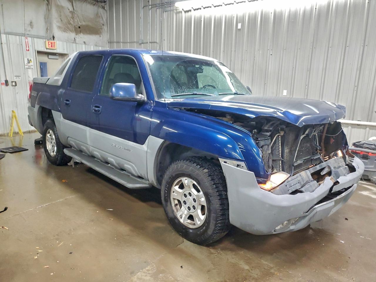 Lot #3296410722 2002 CHEVROLET AVALANCHE